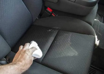 Techniques for Cleaning Fabric Car Seats in Africa