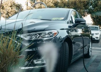 5 Ways to Extend Your EV’s Battery Life in Rwanda’s Climate