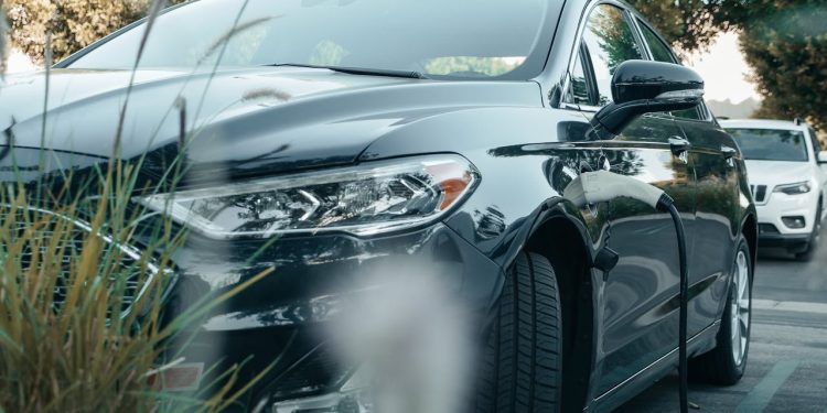 5 Ways to Extend Your EV’s Battery Life in Rwanda’s Climate