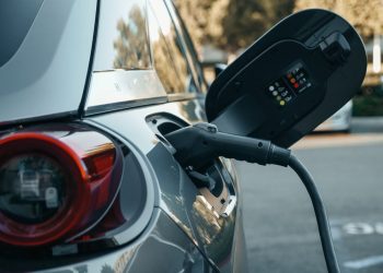What You Need to Know Before Buying an Electric Car in Rwanda