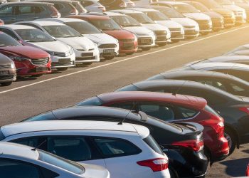 7 Signs of a Trustworthy Used Car Dealer in Rwanda (And Why AUTO24 Ticks All Boxes)