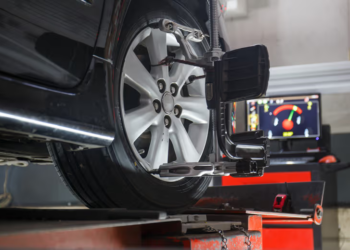 Wheel Alignment Essentials After Pothole Seasons